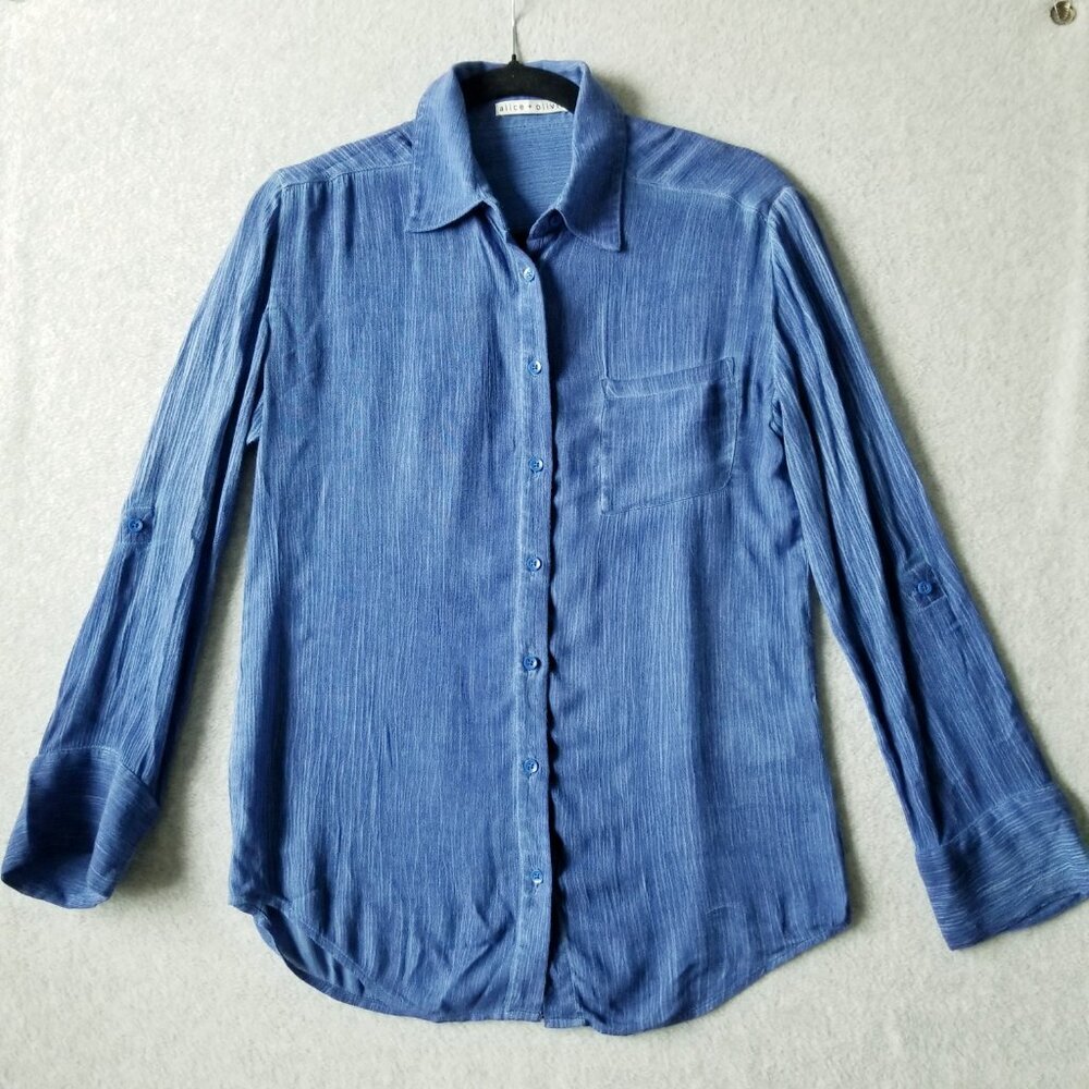 Alice + Olivia Donnie Piper Crinkled Button Up Chambray Blue Shirt Top Blouse XS